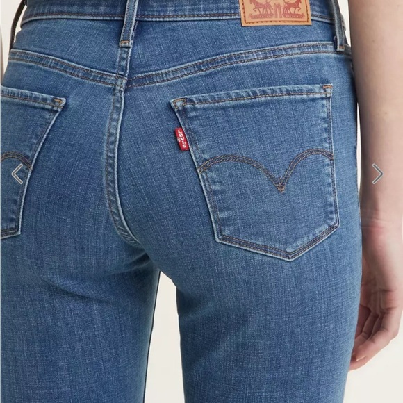 Levi's 314 Shaping Straight blue Jeans denim size 28 women’s preloved - Picture 2 of 8